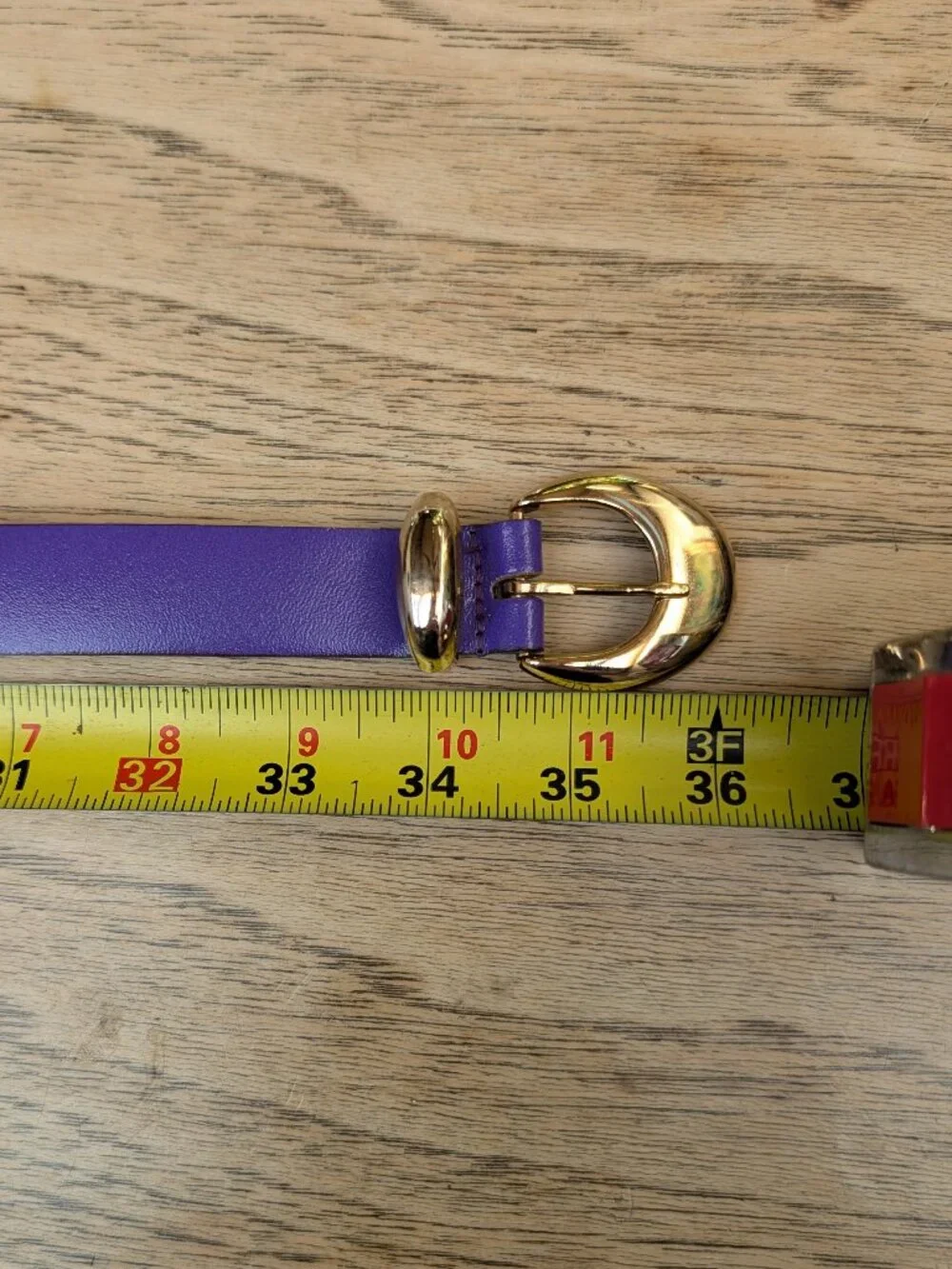 Vintage genuine leather bright vivid purple belt with gold buckle M/L
